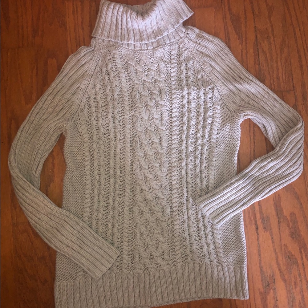 Banana Republic tan sweater